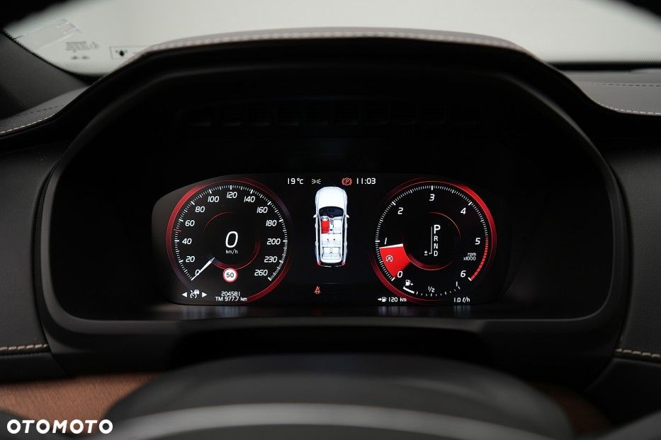 Volvo XC 90 D5 AWD Inscription 7os - 16