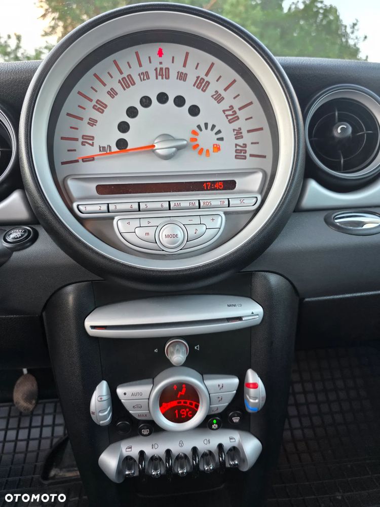 MINI Cooper Standard - 7