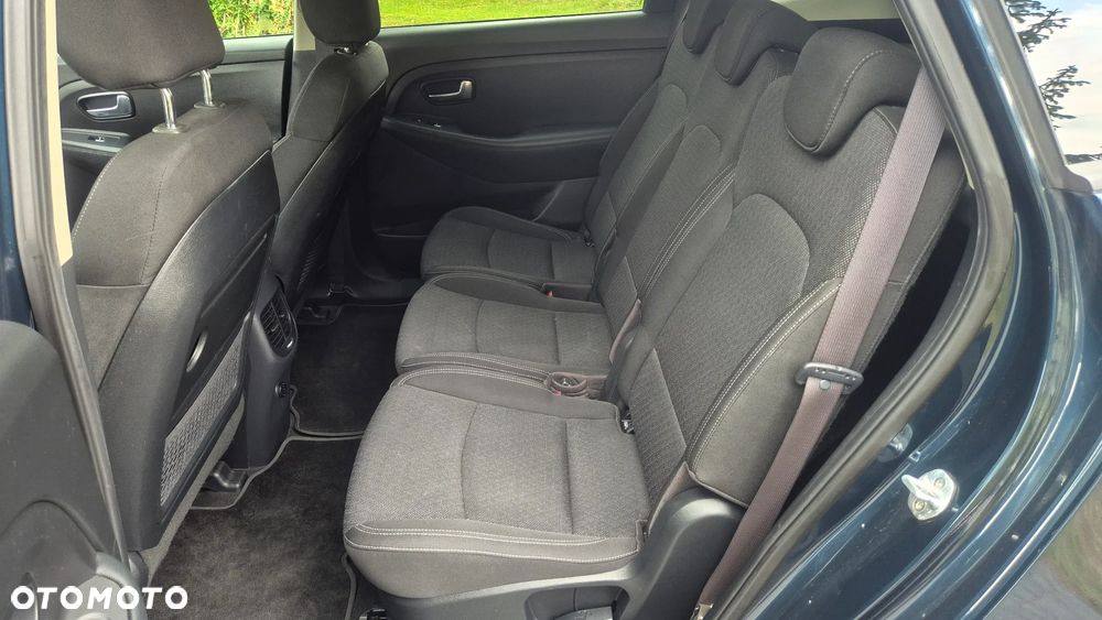 Kia Carens 1.6 GDI Dream Team Edition - 14