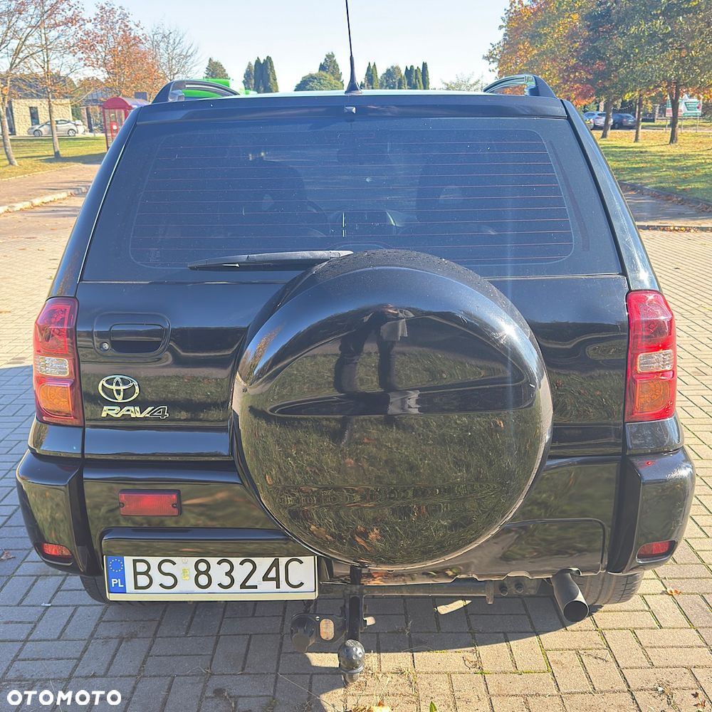 Toyota RAV4 2.0 VVT-i 4x4 - 5