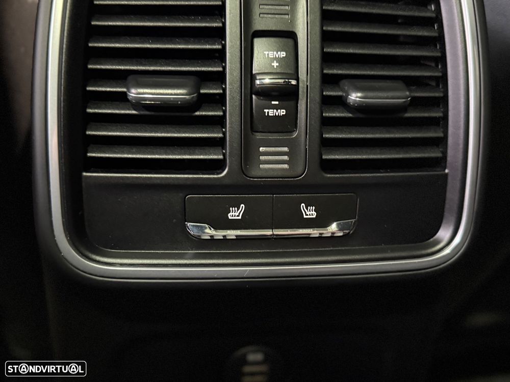 Porsche Macan GTS PDK - 21