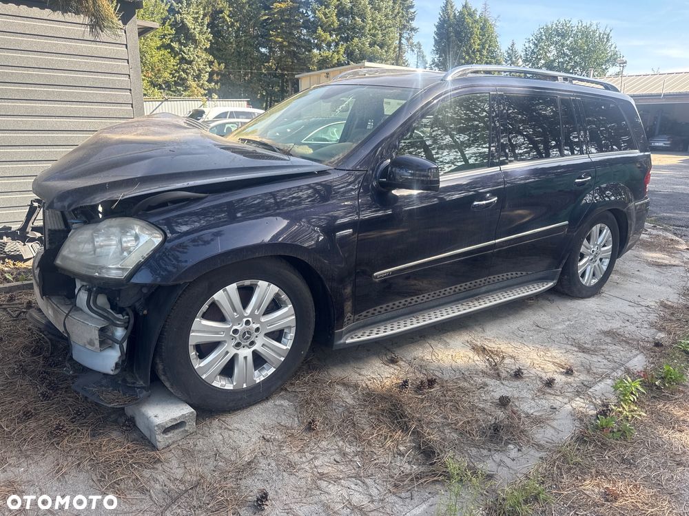 Mercedes-Benz GL - 4