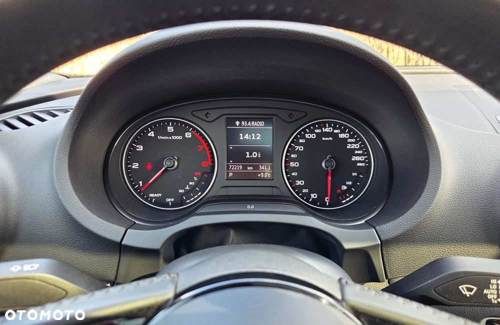 Audi A3 Limousine 40 TFSI quattro S tronic advanced - 4