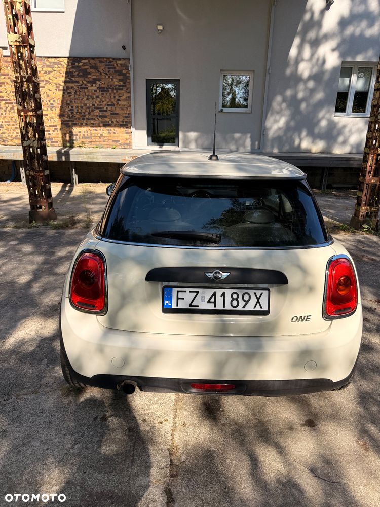 MINI ONE - 10