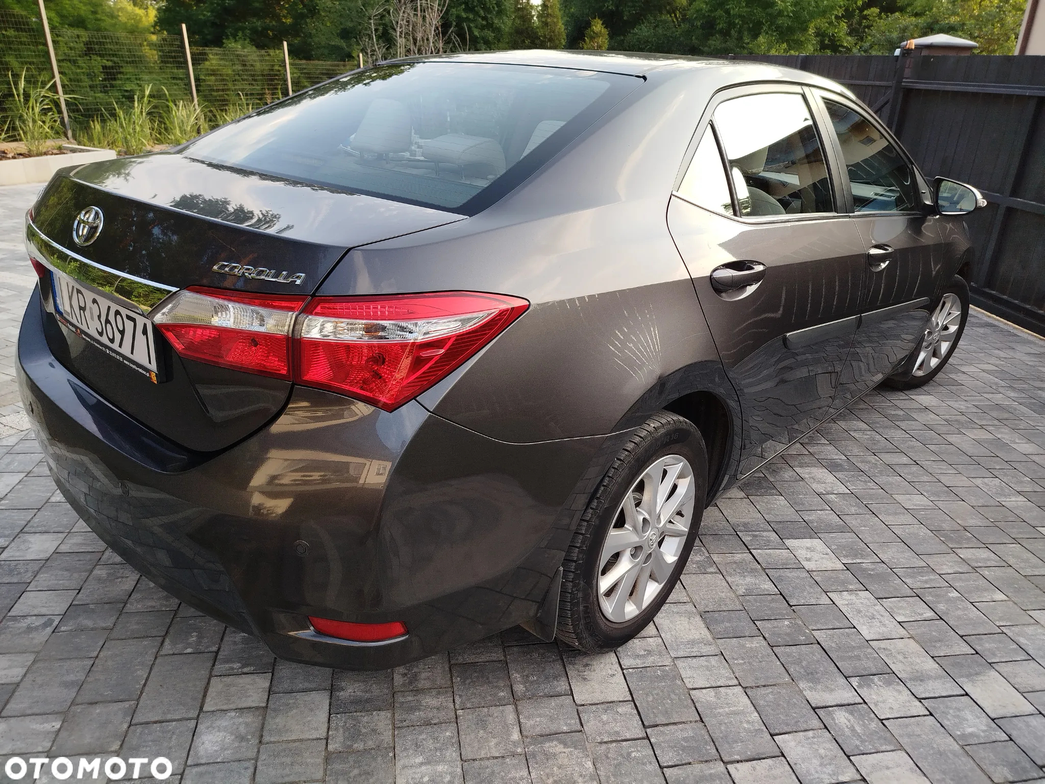 Toyota Corolla - 20