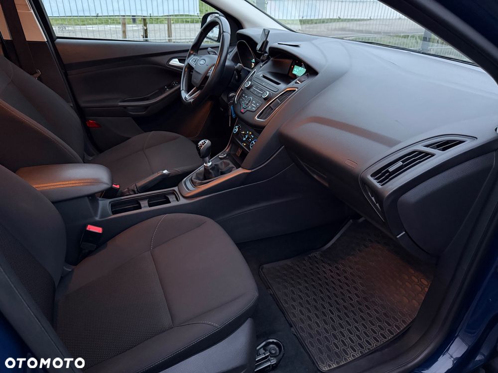 Ford Focus 1.5 TDCi Trend - 27