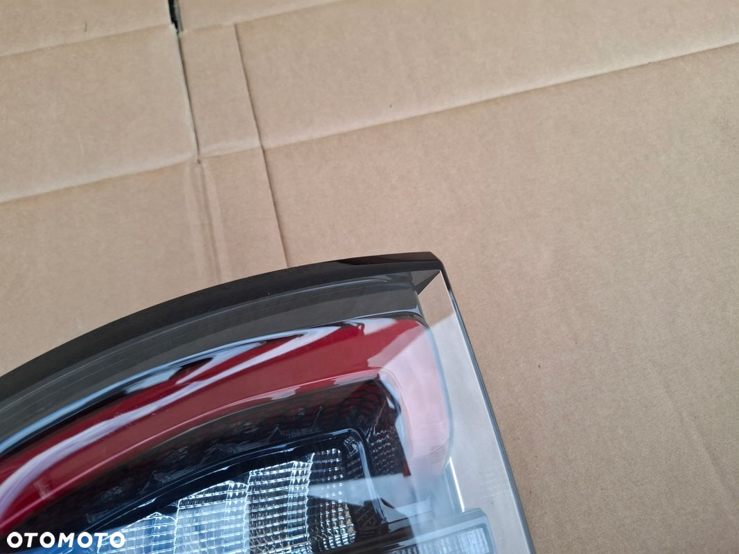 LAMPA TYLNA RANGE ROVER SPORT L550 LIFT ORYGINAŁ - 3