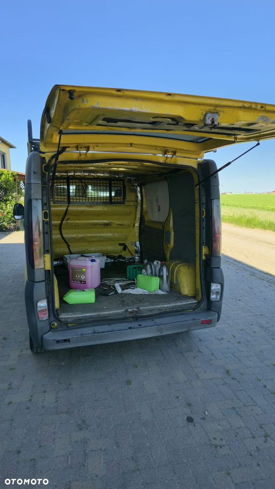 Opel Vivaro - 11