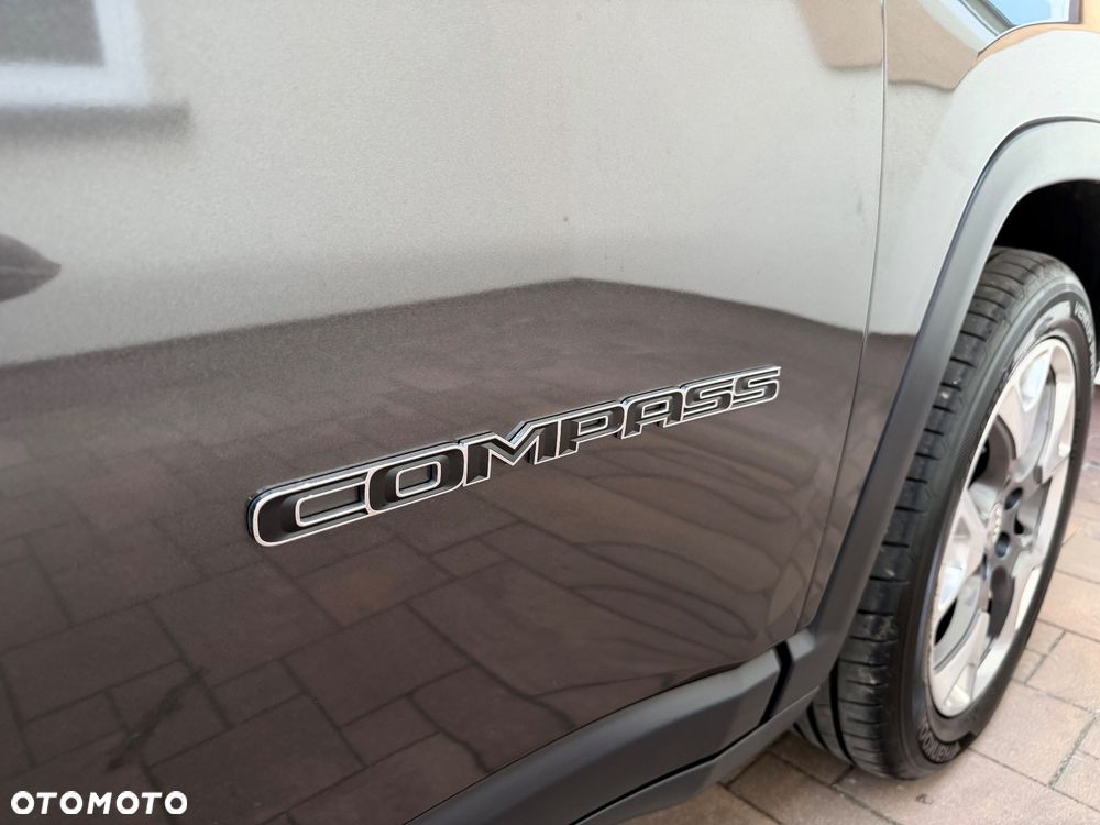 Jeep Compass 1.4 MultiAir Limited - 32