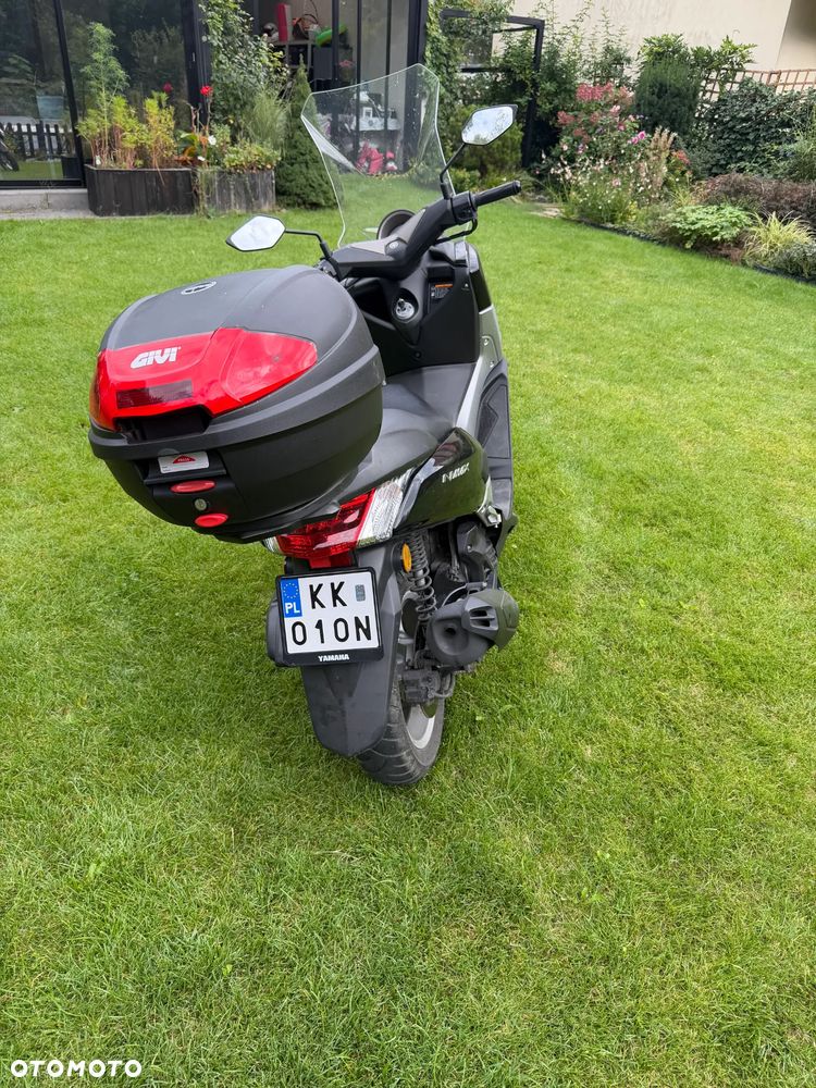 Yamaha NMAX - 2
