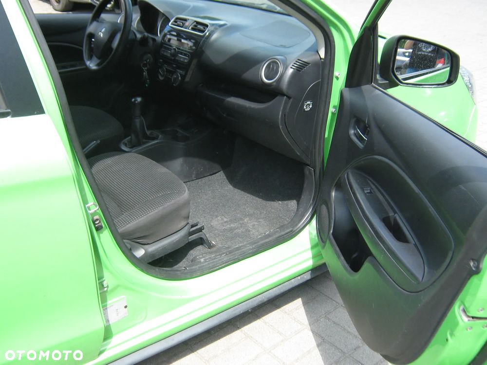 Mitsubishi Space Star 1.2 Invite - 12