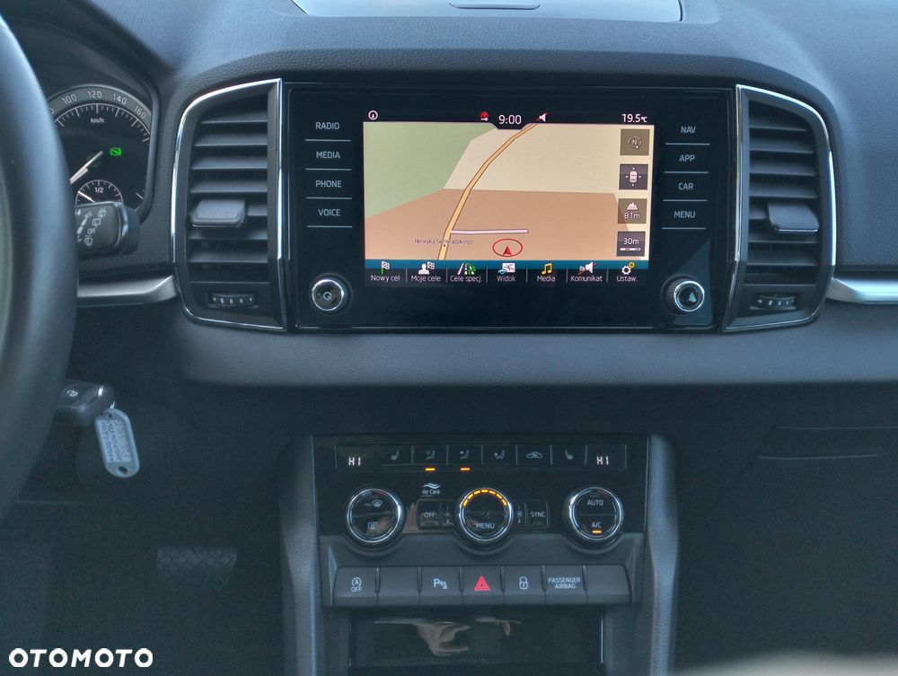 Skoda Karoq 1.6 TDI SCR DSG Ambition - 33