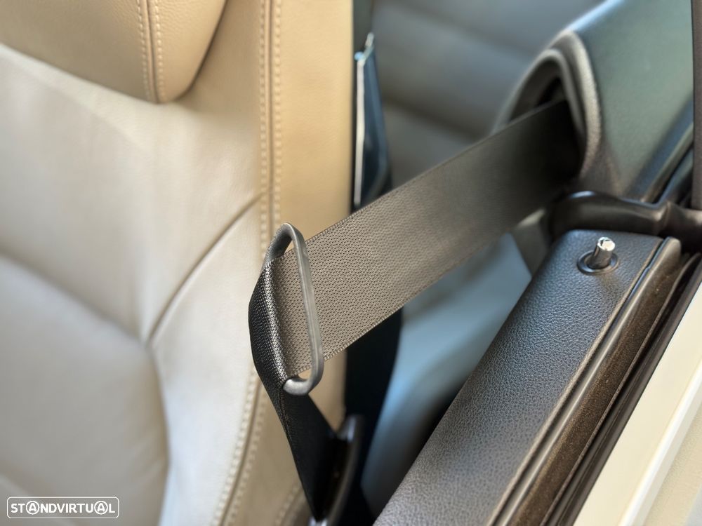 Mercedes-Benz E 250 CDi Avantgarde BlueEfficiency Auto - 42