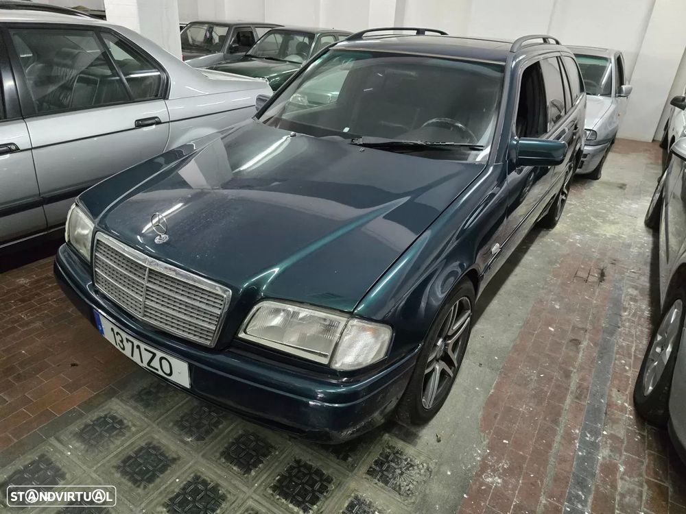 Mercedes-Benz C 250 - 1