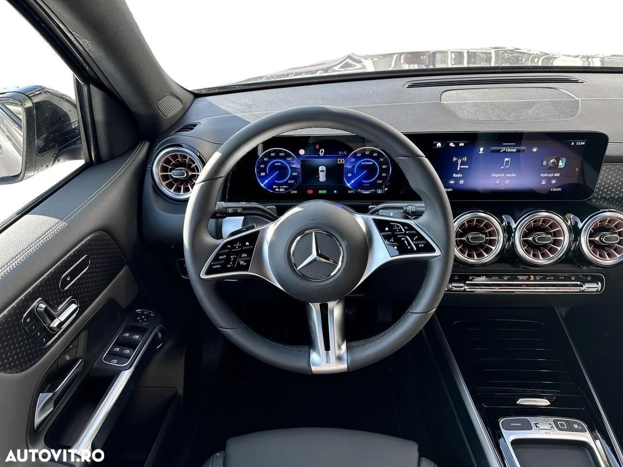 Mercedes-Benz EQB 300 4MATIC - 7