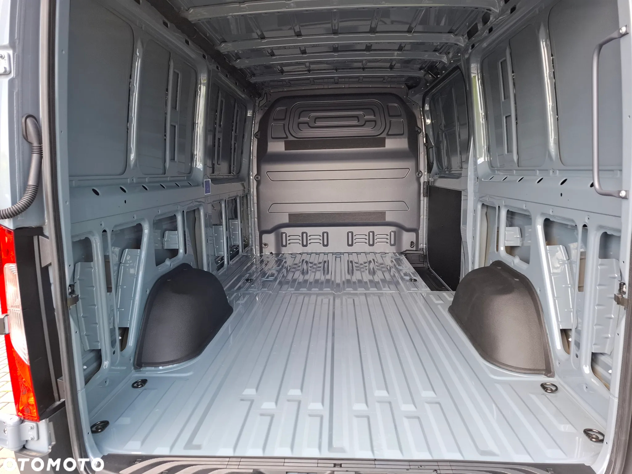 Mercedes-Benz Sprinter 315 CDI Furgon 3665 mm L2H1 - 16