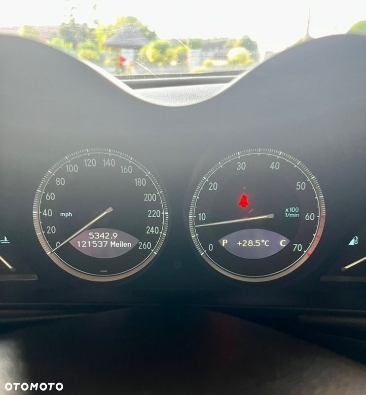 Mercedes-Benz SL 500 - 35