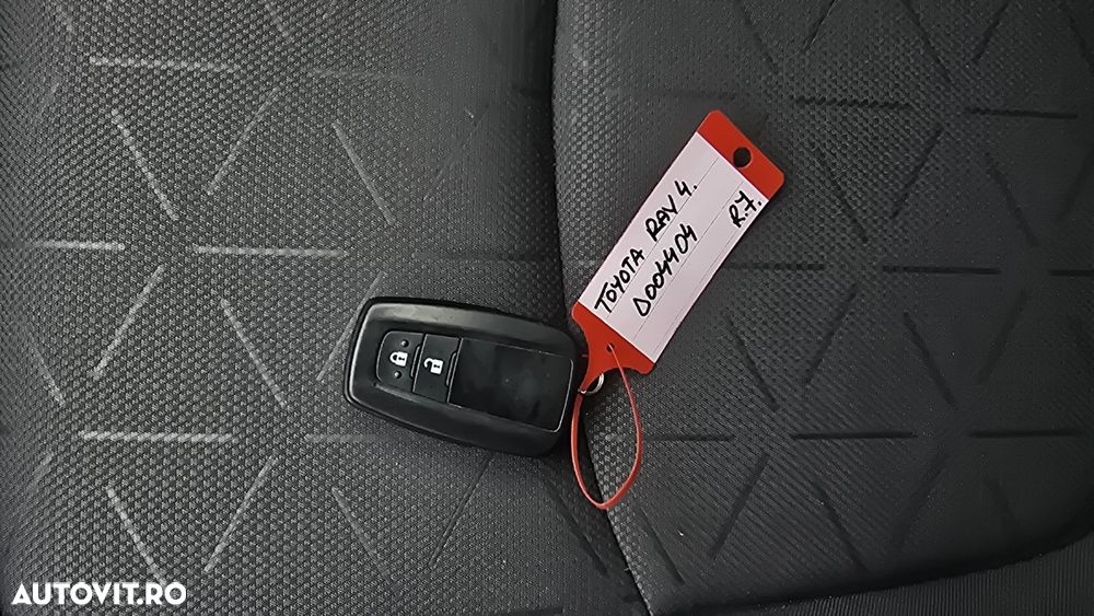 Toyota RAV4 2.0P 6MT AWD Dynamic - 21