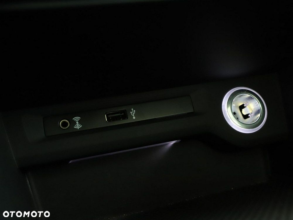 Volkswagen Touran 1.4 TSI (BlueMotion Technology) DSG Comfortline - 28