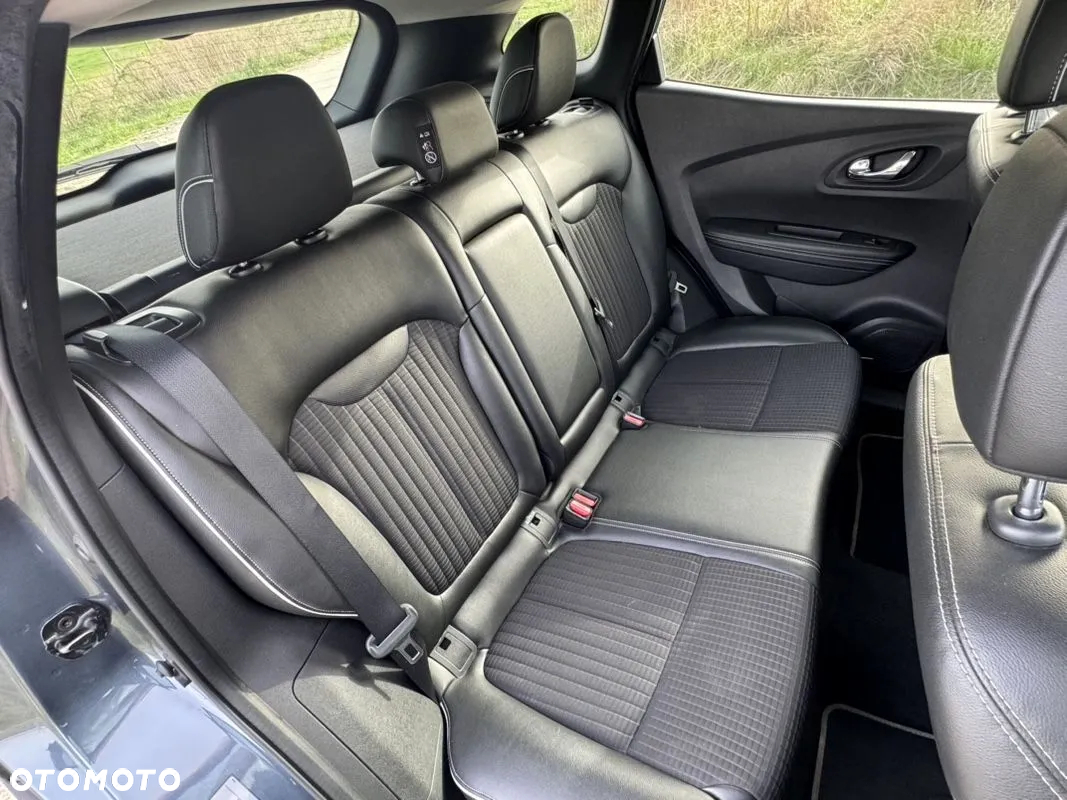 Renault Kadjar 1.6 dCi Energy Bose 4x4 - 9