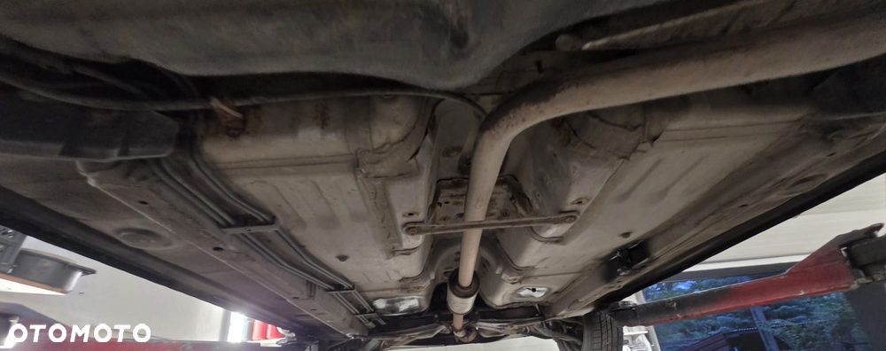 Toyota Yaris 1.0 Base - 8