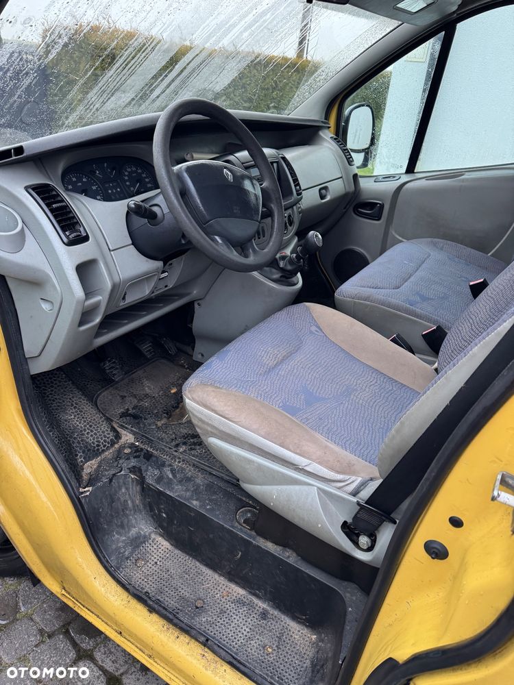 Renault Trafić - 11
