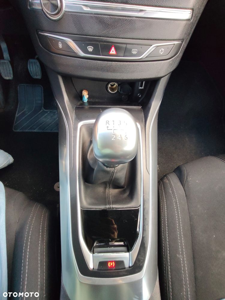 Peugeot 308 - 10