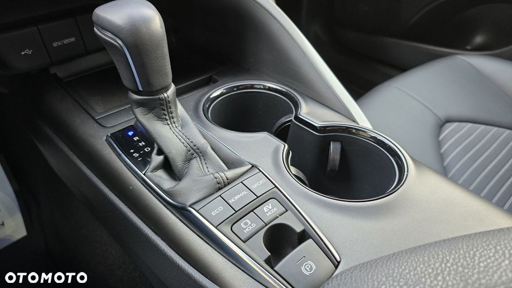 Toyota Camry 2.5 Hybrid Prestige CVT - 18