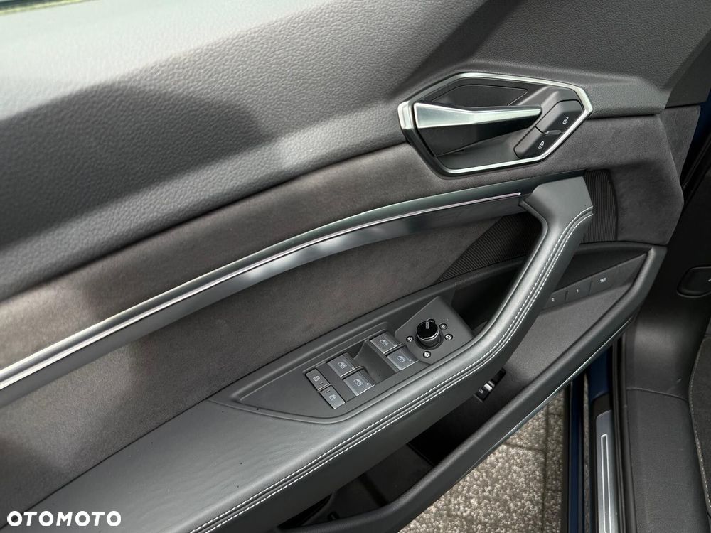 Audi Q8 e-tron 50 95kWh Quattro S Line - 22