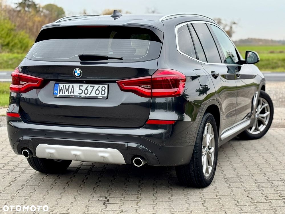 BMW X3 sDrive18d xLine - 29