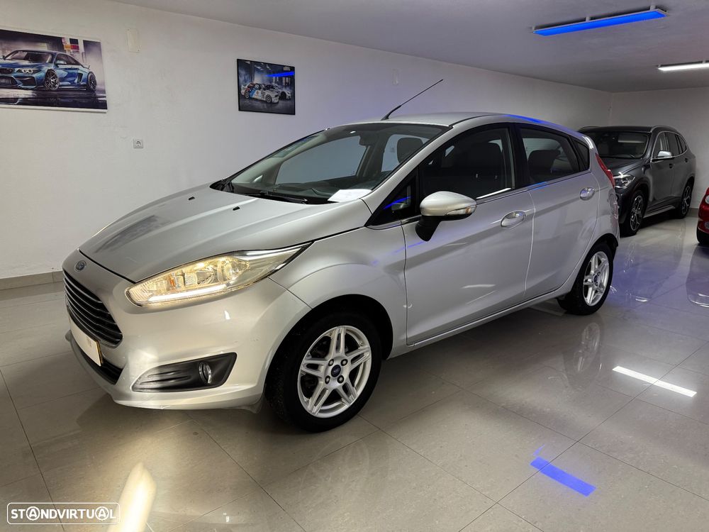 Ford Fiesta 1.0 T EcoBoost Titanium - 19