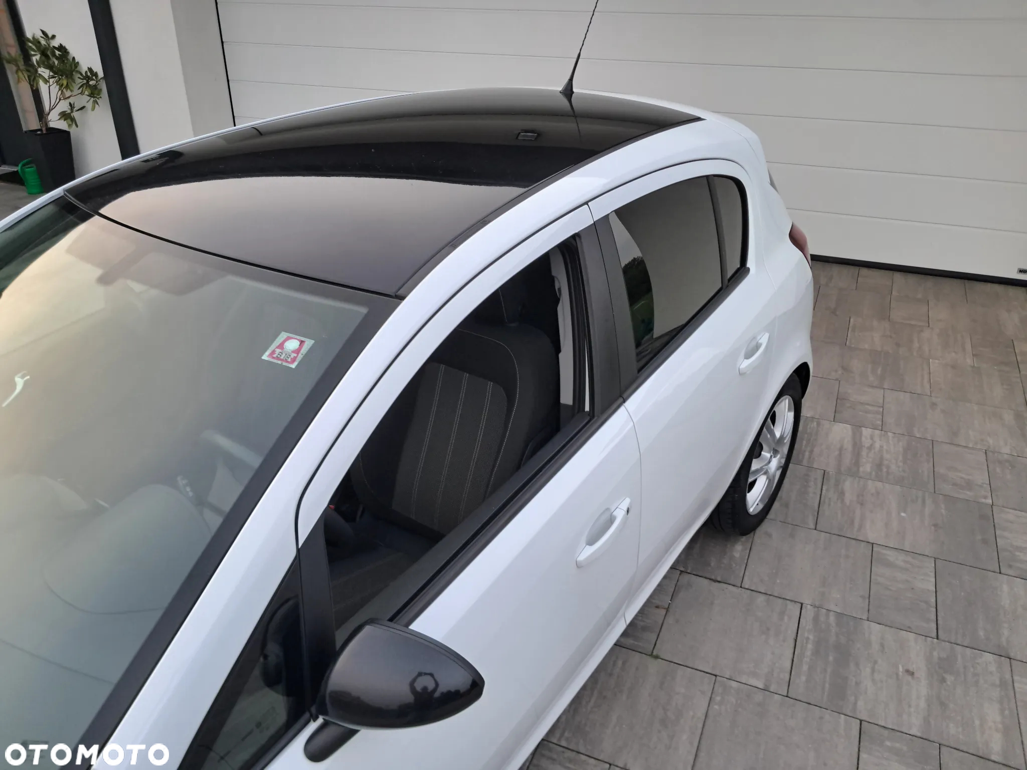 Opel Corsa 1.2 16V Cosmo - 12