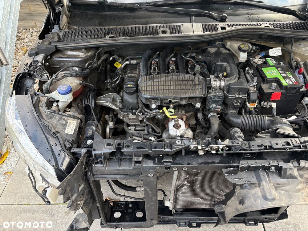 Peugeot 208 - 7