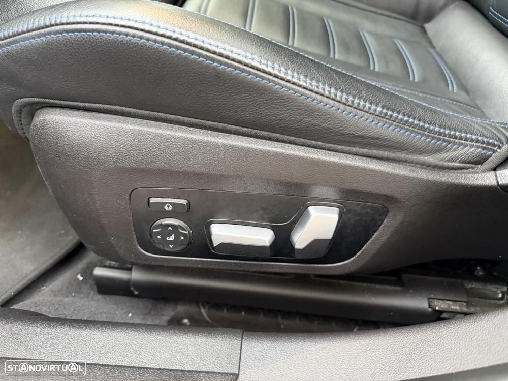 BMW 330 e Pack 50 anos M Auto - 22