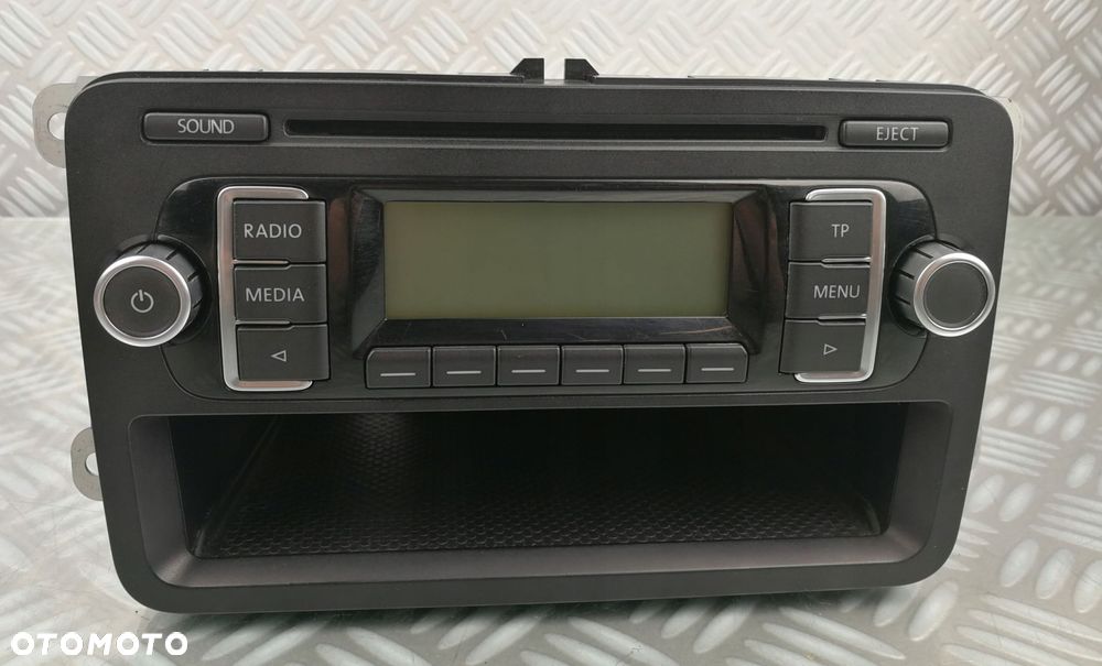 1K0035156B radio cd fm fabryczne PANASONIC VW GOLF VI 6 TOURAN CADDY II 2 - 3