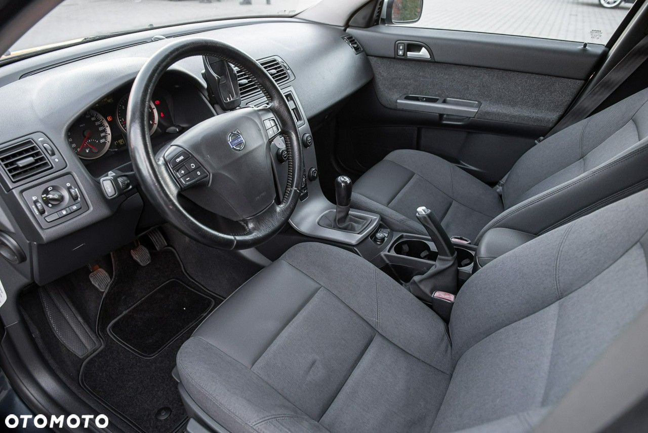 Volvo V50 - 6