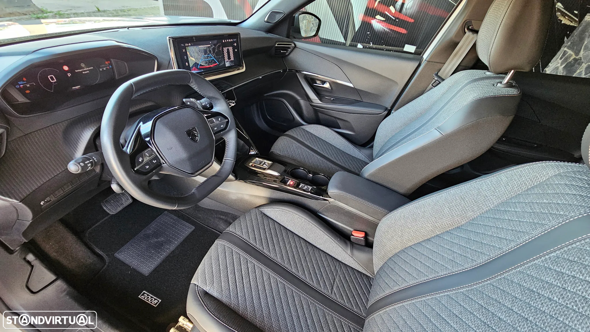 Peugeot 2008 1.2 PureTech Allure EAT8 - 16