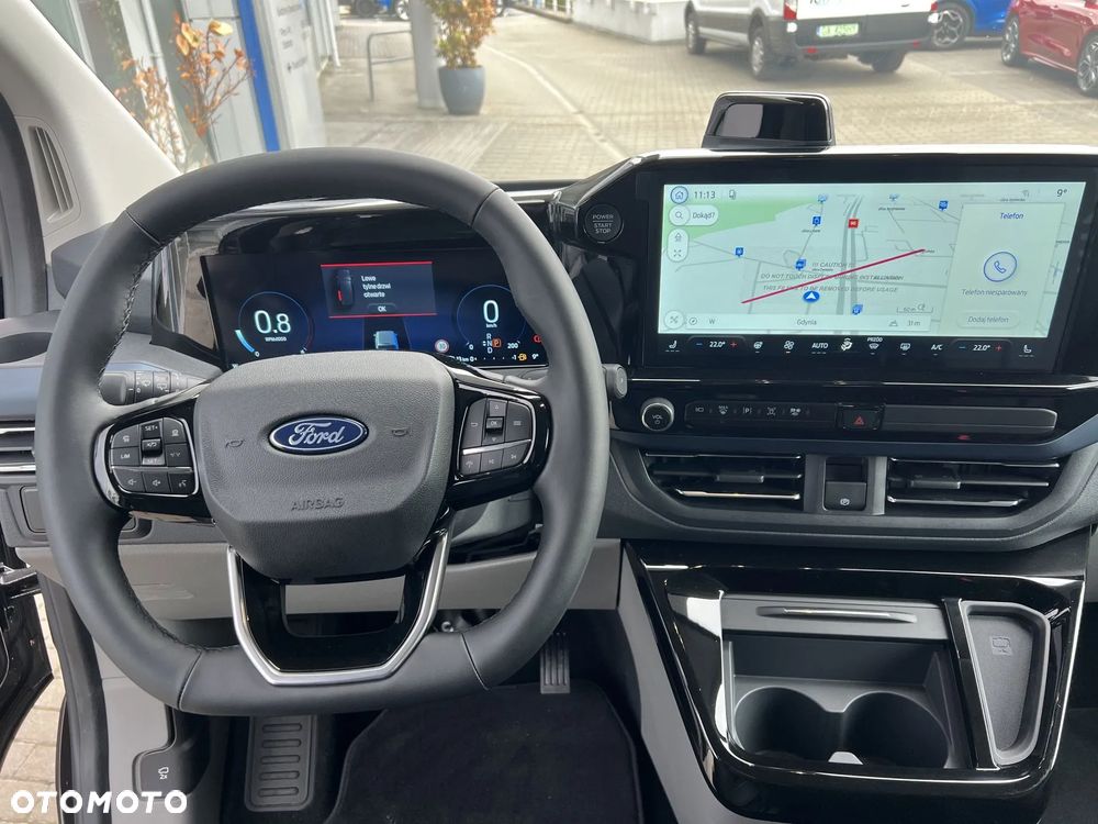 Ford Tourneo Custom - 14