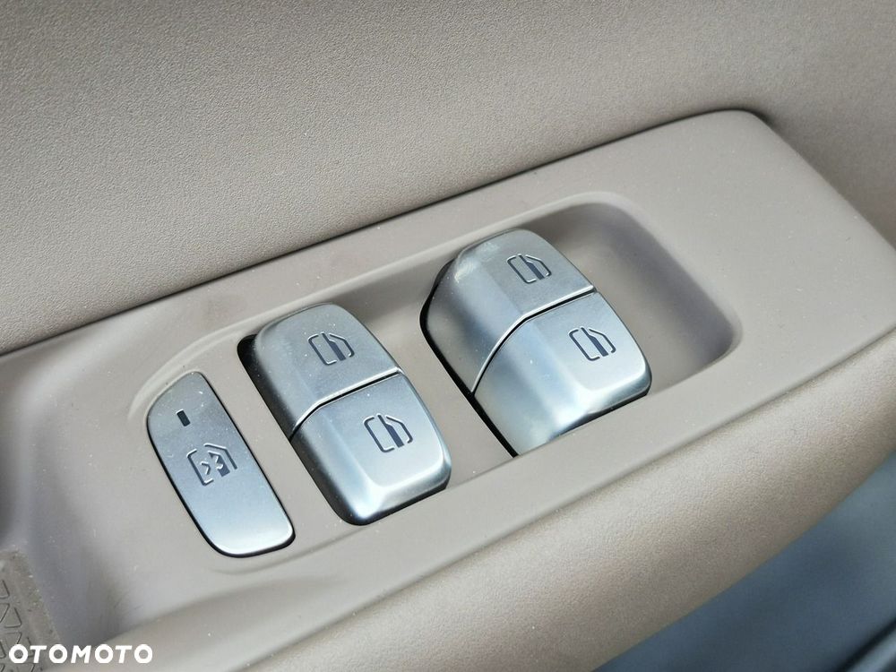Chery Tiggo 8 1.5 T-GDI Super Hybrid Prestige DCT - 21