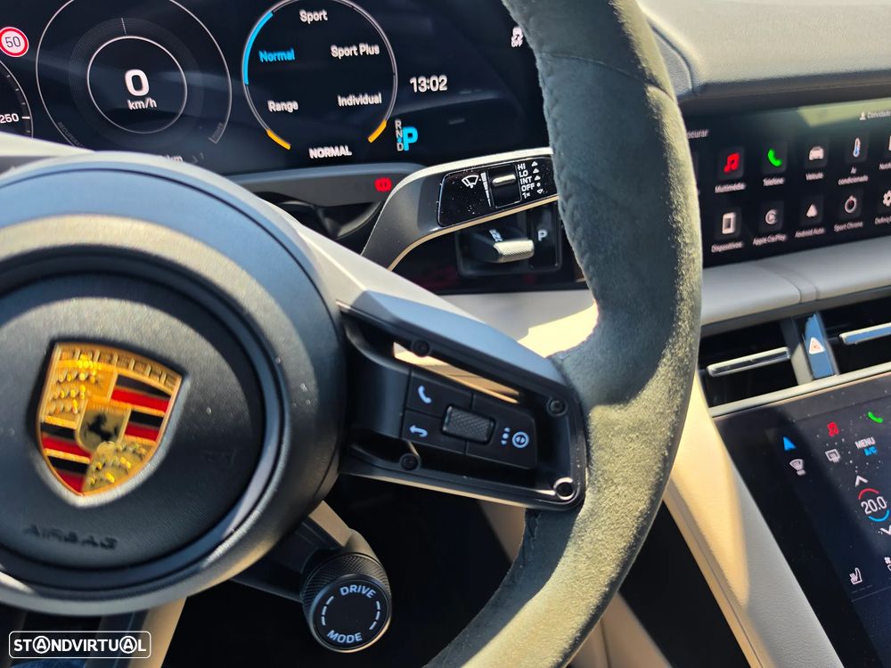 Porsche Taycan 4S Bateria Performance Plus - 28