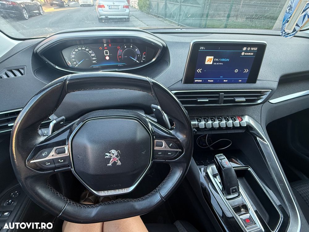 Peugeot 3008 1.6 BlueHDI S&S EAT6 Allure - 3