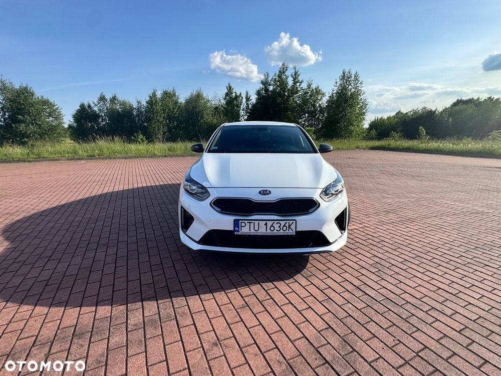 Kia ProCeed - 2