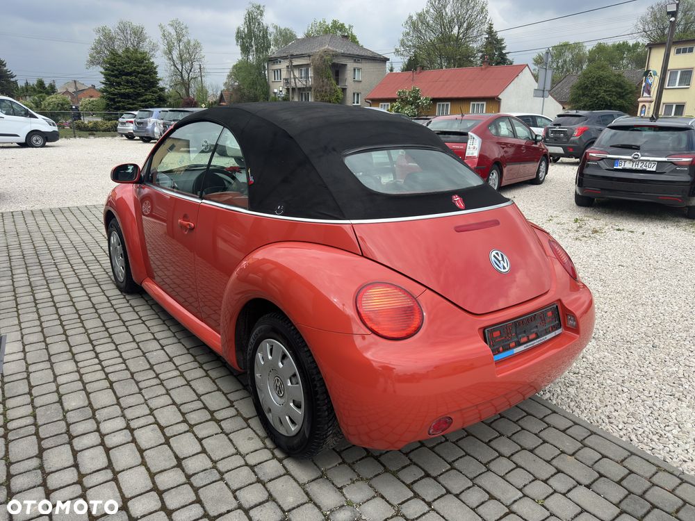 Volkswagen New Beetle - 5