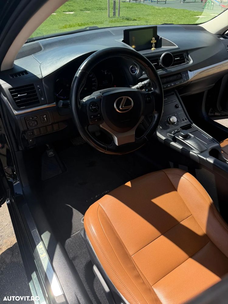 Lexus CT 200h Aut. Luxury - 11