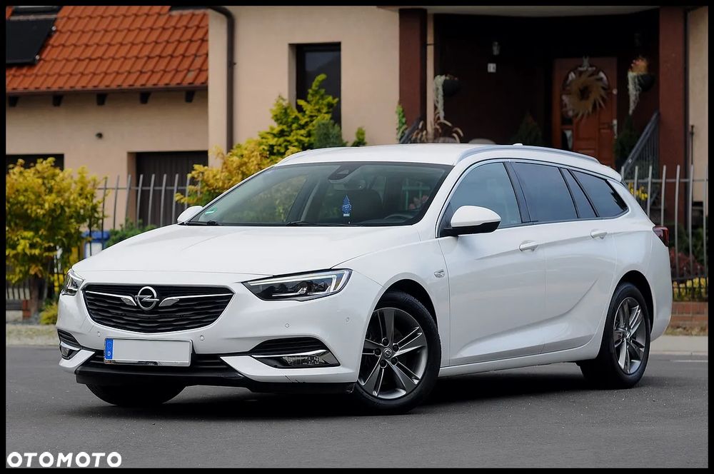 Opel Insignia - 11