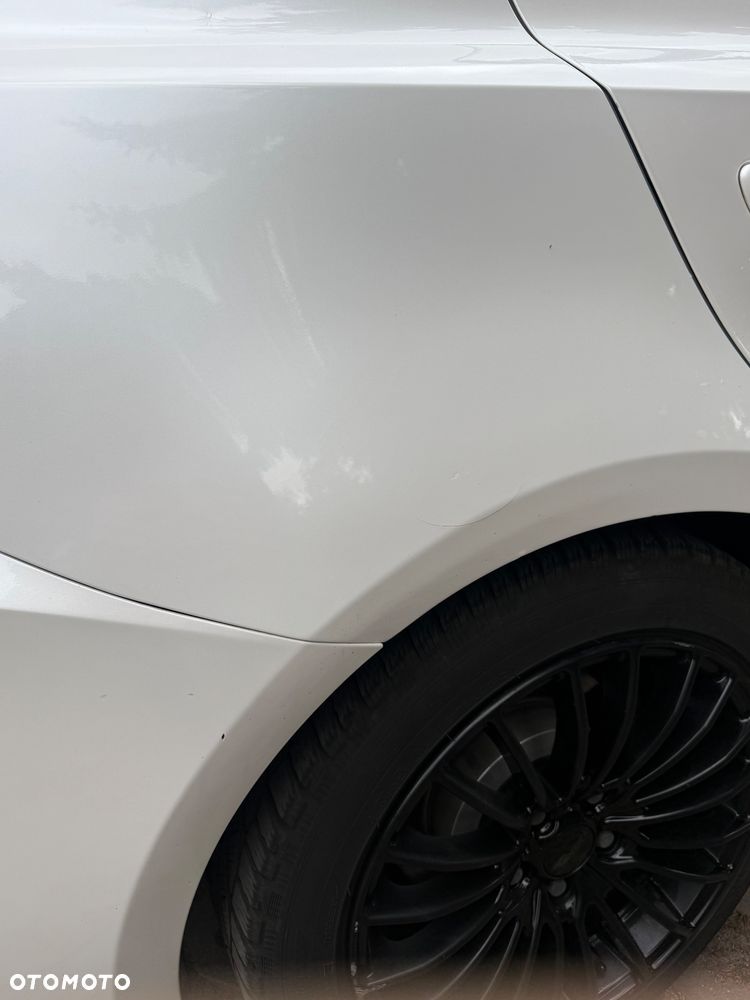 Lexus IS 200t / 300 Elegance - 12