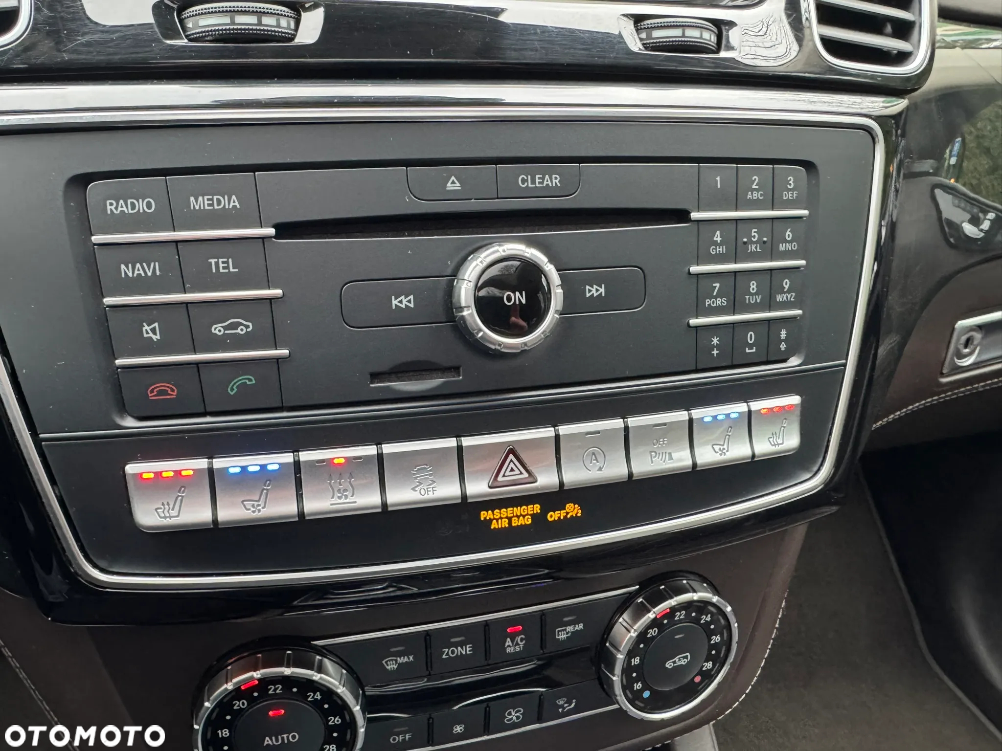 Mercedes-Benz GLS 350 d 4-Matic - 13