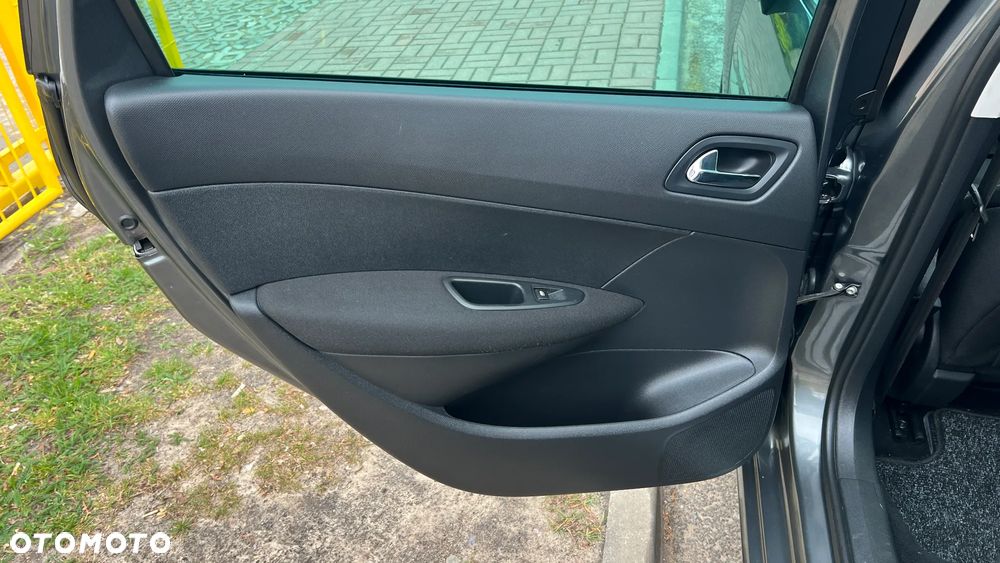 Peugeot 308 HDi FAP 110 EGS6 Platinum - 30