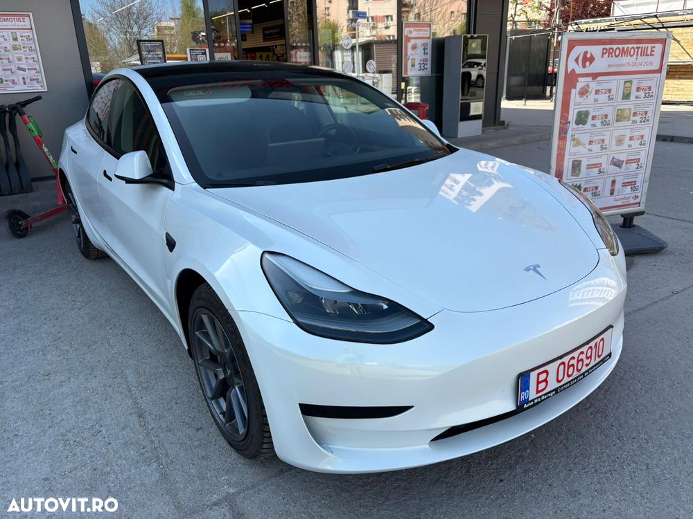 Tesla Model 3 Standard Reichweite Plus Hinterradantrieb - 2