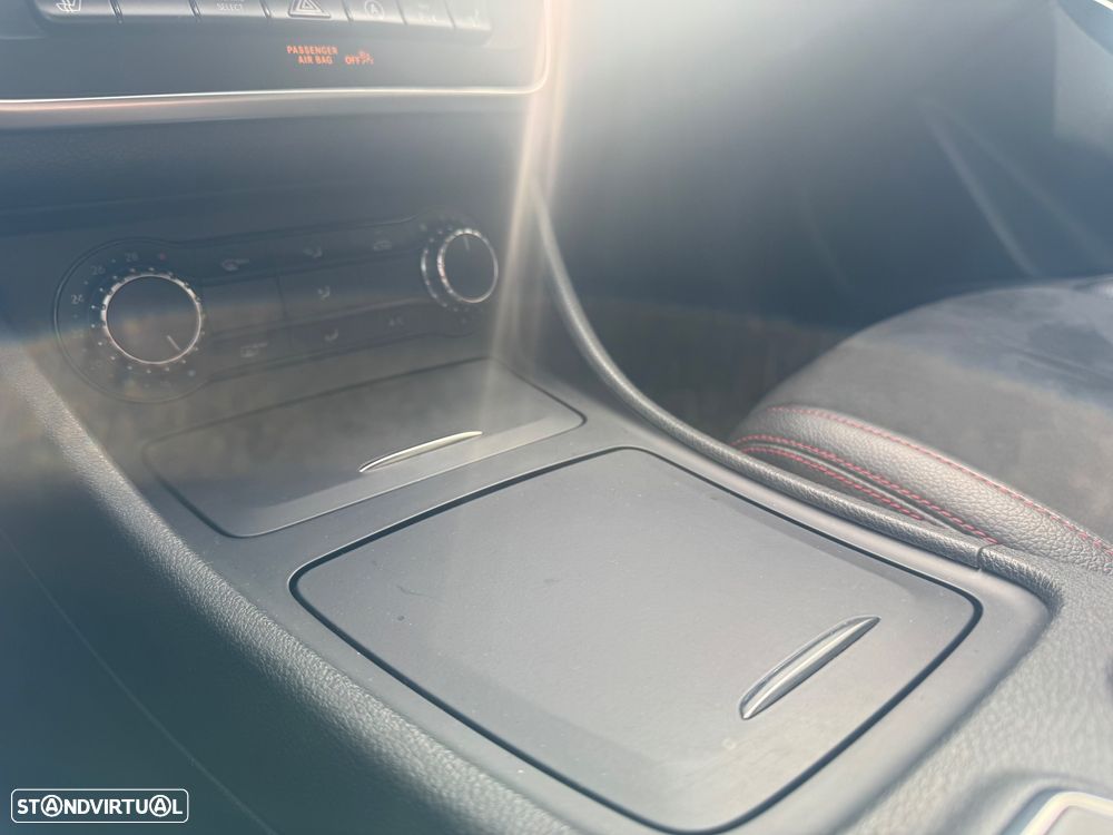 Mercedes-Benz CLA 220 Shooting Brake (CDI) d 4Matic 7G-DCT AMG Line - 21